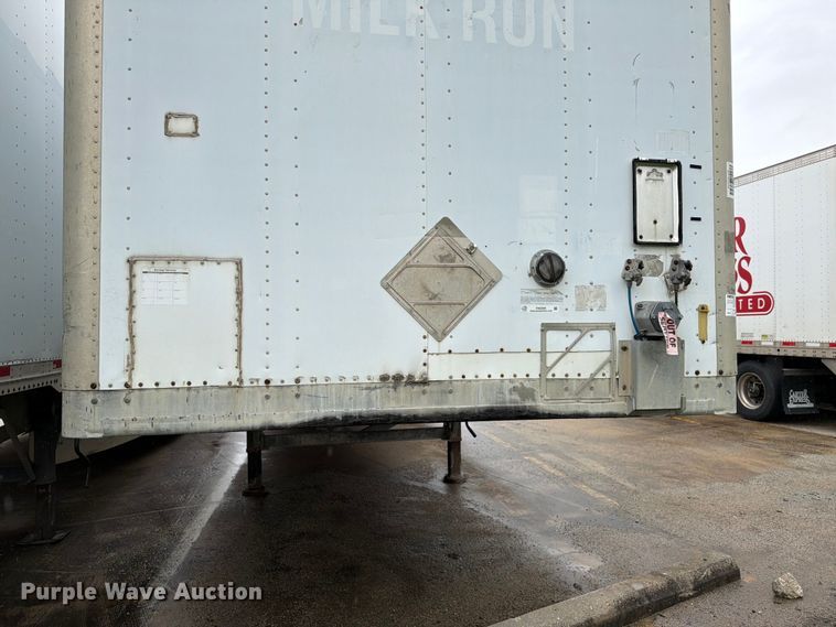 image for item EW2066 2006 Vanguard National Trailer Corp. dry van trailer