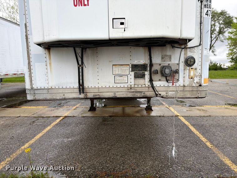 image for item EW2068 2001 Great Dane refrigerated van trailer