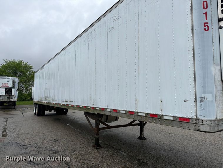 image for item EW2069 2000 Great Dane Trailers refrigerated van trailer