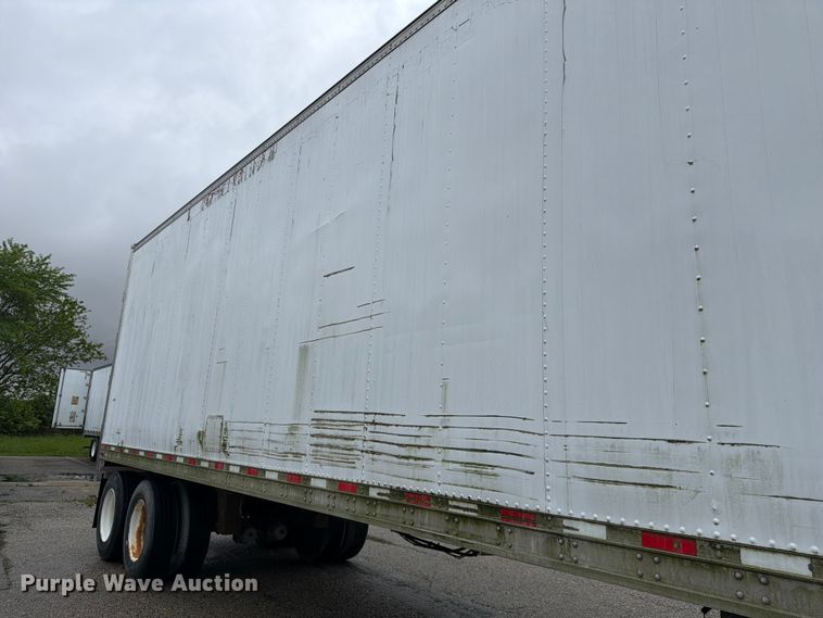image for item EW2069 2000 Great Dane Trailers refrigerated van trailer