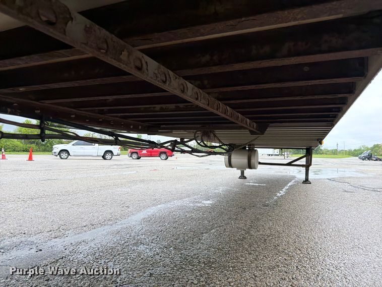 image for item EW2069 2000 Great Dane Trailers refrigerated van trailer