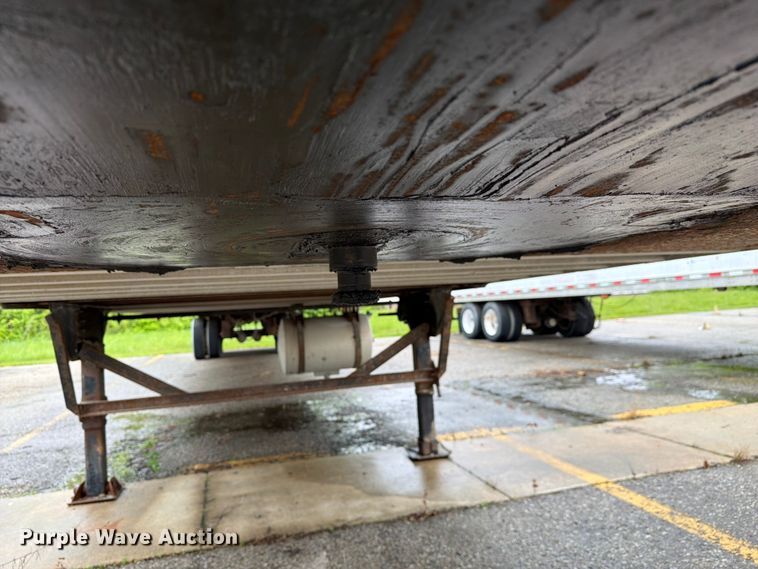 image for item EW2070 2001 Great Dane Trailers refrigerated van trailer