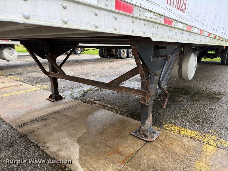 image for item EW2070 2001 Great Dane Trailers refrigerated van trailer