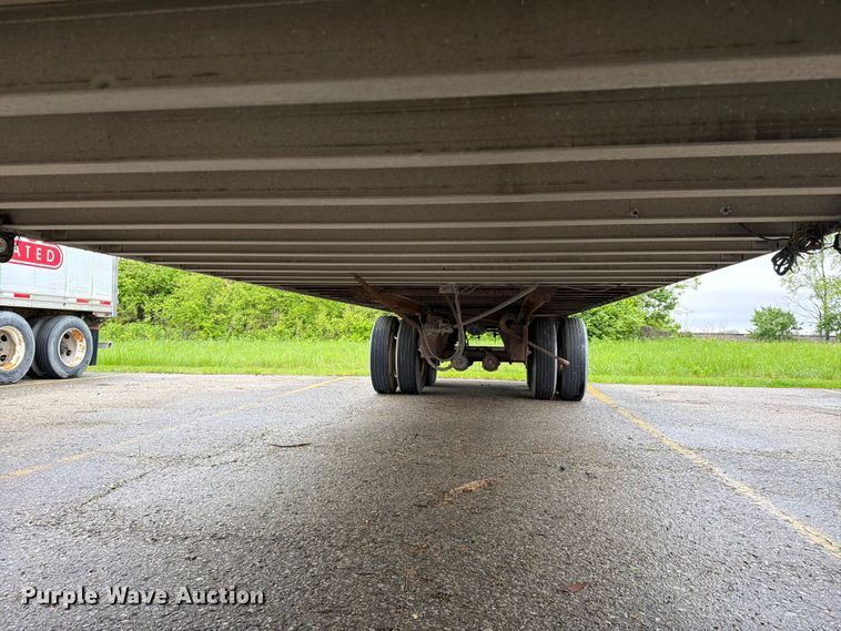 image for item EW2070 2001 Great Dane Trailers refrigerated van trailer