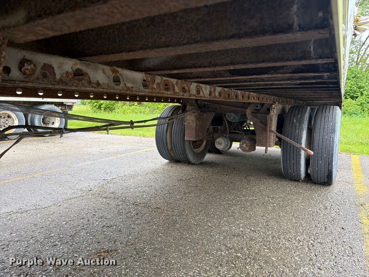 image for item EW2070 2001 Great Dane Trailers refrigerated van trailer