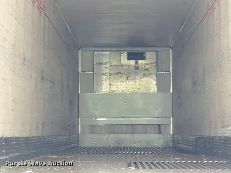 image for item EW2070 2001 Great Dane Trailers refrigerated van trailer