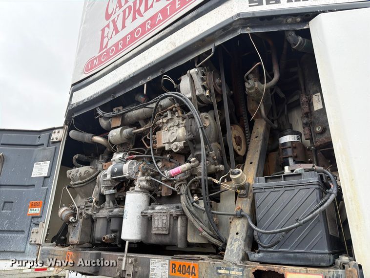 image for item EW2070 2001 Great Dane Trailers refrigerated van trailer
