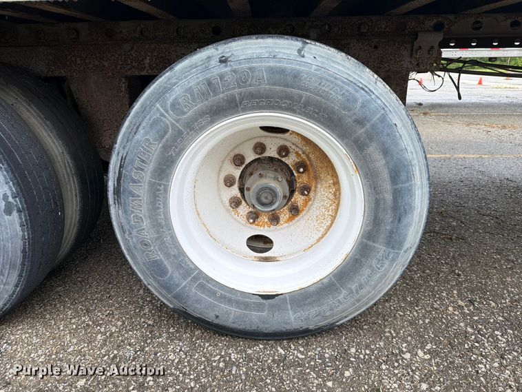 image for item EW2070 2001 Great Dane Trailers refrigerated van trailer