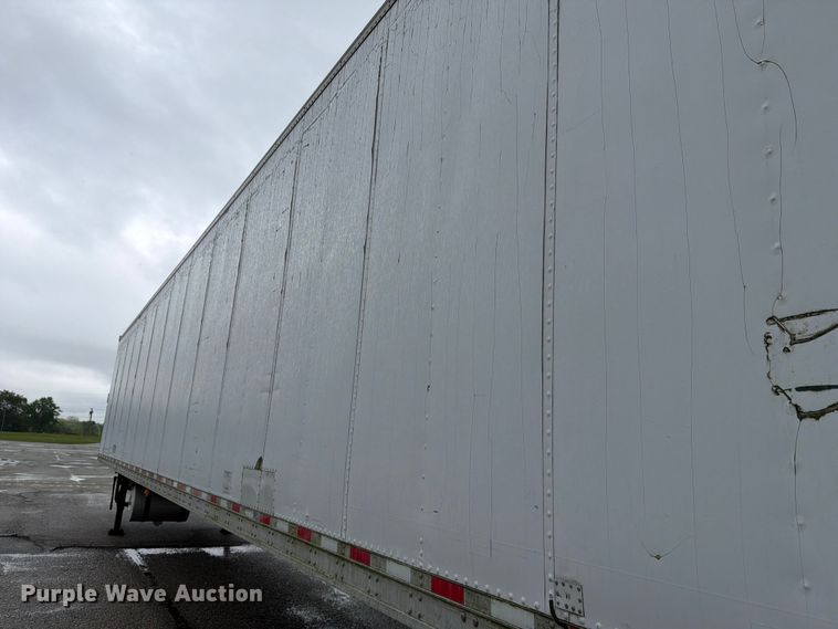 image for item EW2071 2001 Great Dane Trailers refrigerated van trailer