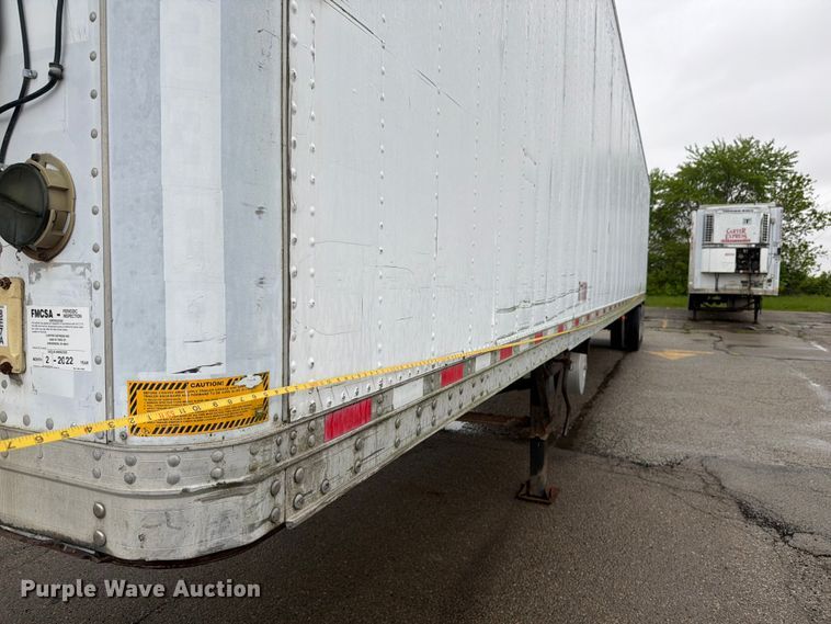 image for item EW2071 2001 Great Dane Trailers refrigerated van trailer