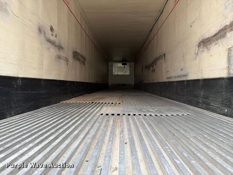 image for item EW2071 2001 Great Dane Trailers refrigerated van trailer