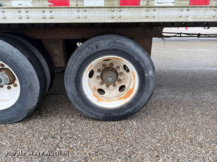 image for item EW2071 2001 Great Dane Trailers refrigerated van trailer