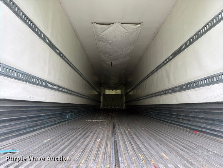 image for item EW2072 2011 CIMC 531SRB05 refrigerated van trailer