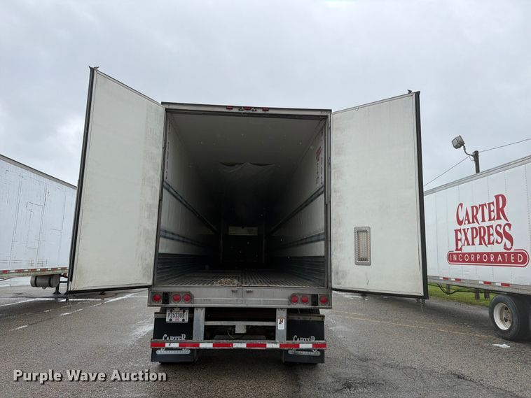image for item EW2073 2011 CIMC 531SRB05 refrigerated van trailer