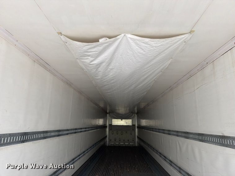 image for item EW2073 2011 CIMC 531SRB05 refrigerated van trailer