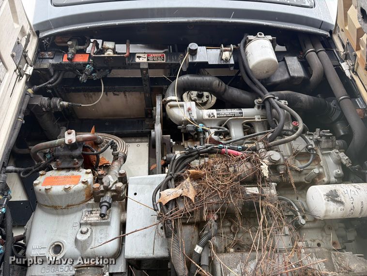 image for item EW2073 2011 CIMC 531SRB05 refrigerated van trailer