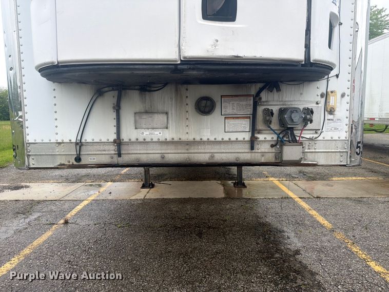 image for item EW2074 2011 CIMC 531SRB05 refrigerated van trailer