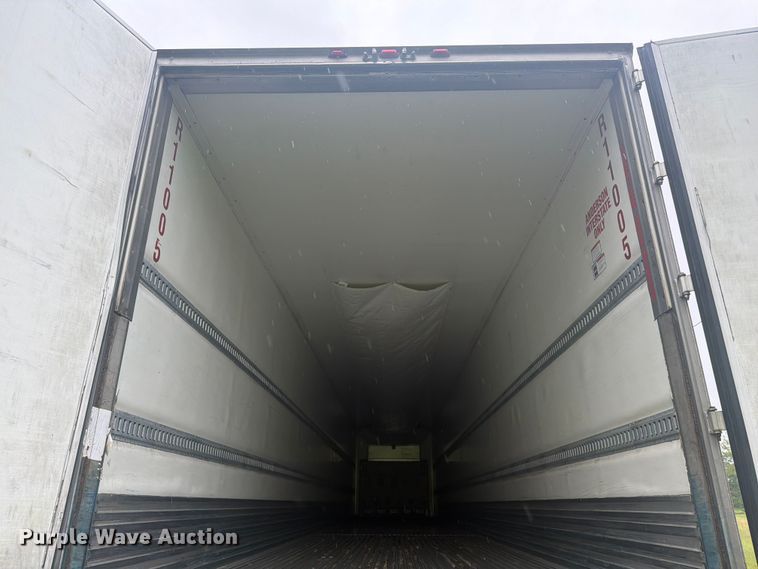 image for item EW2074 2011 CIMC 531SRB05 refrigerated van trailer