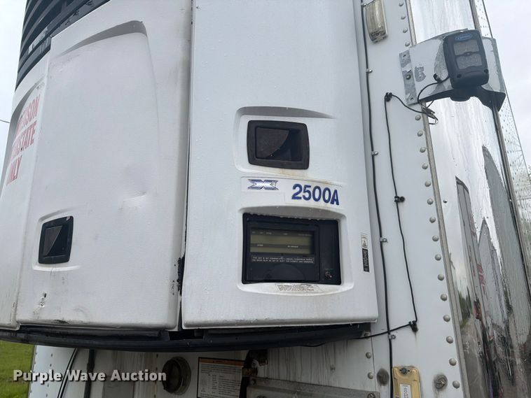 image for item EW2074 2011 CIMC 531SRB05 refrigerated van trailer
