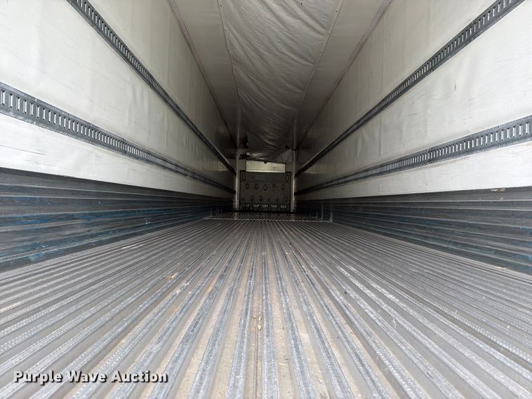 image for item EW2075 2011 CIMC 531SRB05 refrigerated van trailer