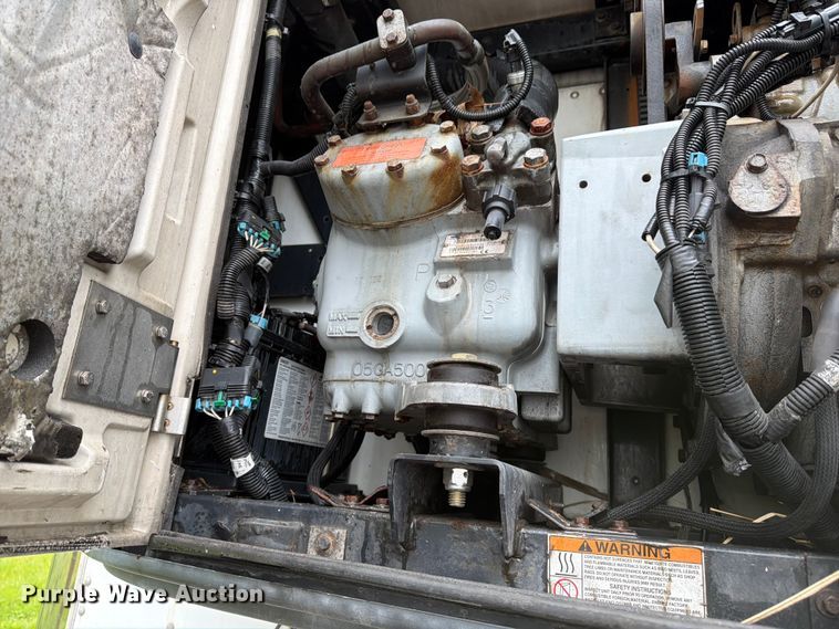 image for item EW2075 2011 CIMC 531SRB05 refrigerated van trailer