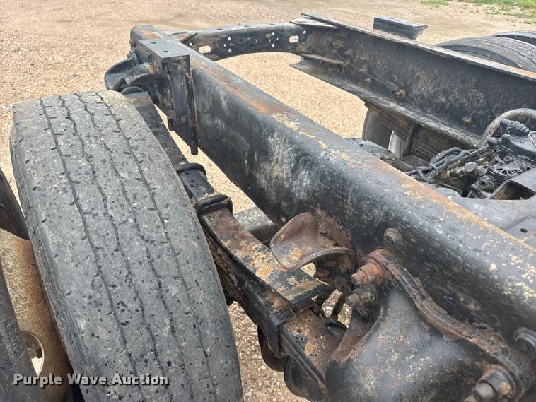 image for item FB7450 2005 Freightliner M2 truck cab and chassis