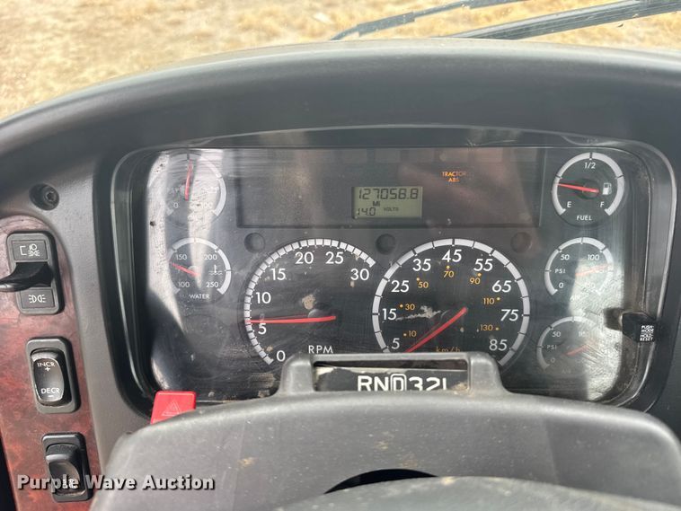 image for item FB7450 2005 Freightliner M2 truck cab and chassis