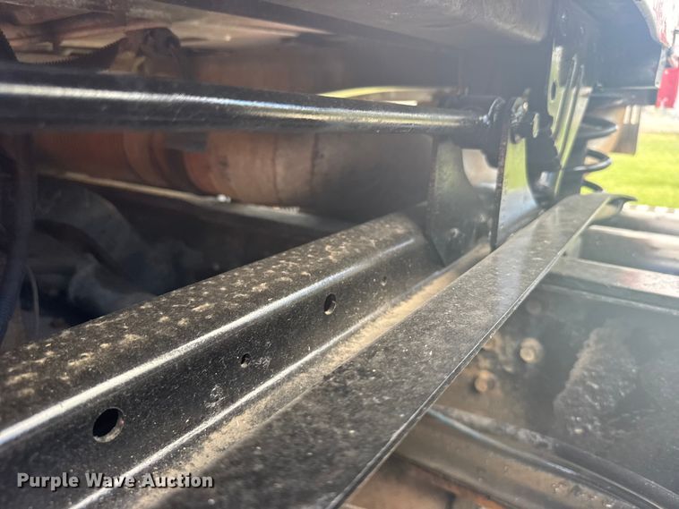 image for item FB7451 2006 Volvo  VHD roll-off container truck
