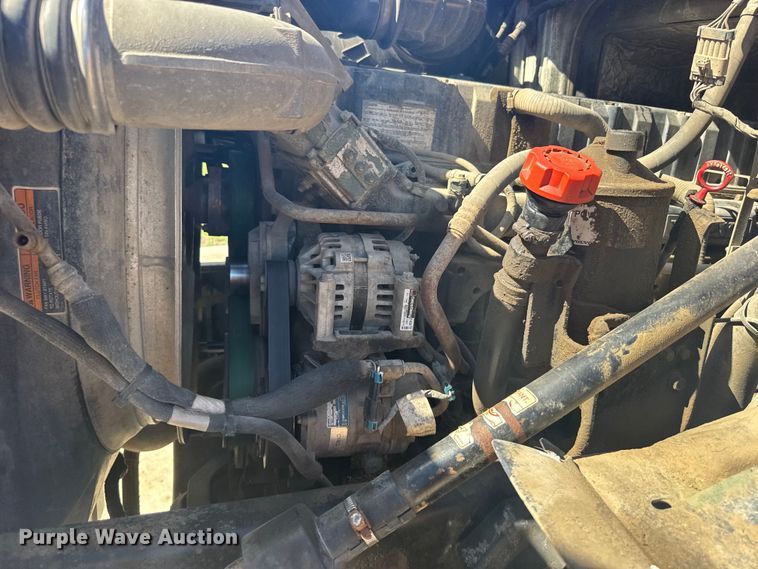 image for item FB7451 2006 Volvo  VHD roll-off container truck