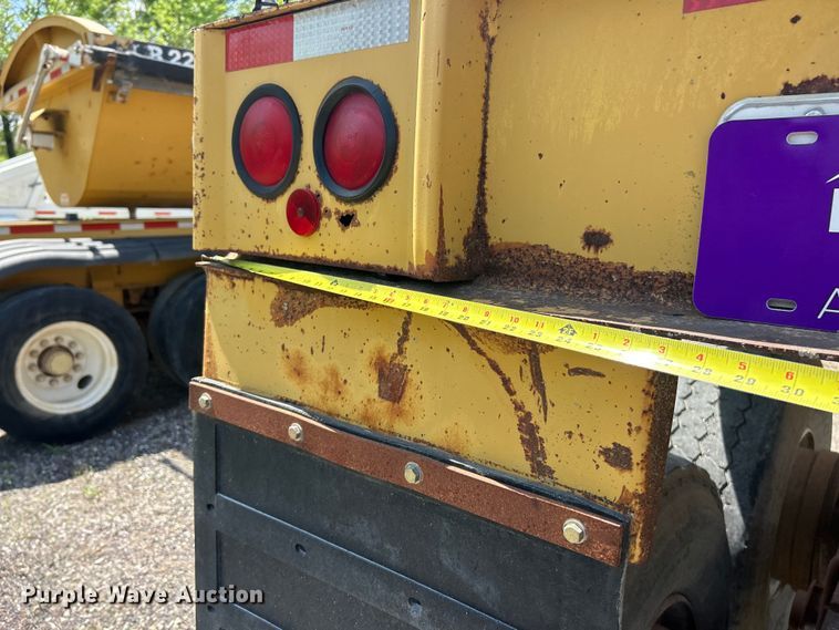 image for item FC2530 1992 Load King 1827-X bottom dump trailer
