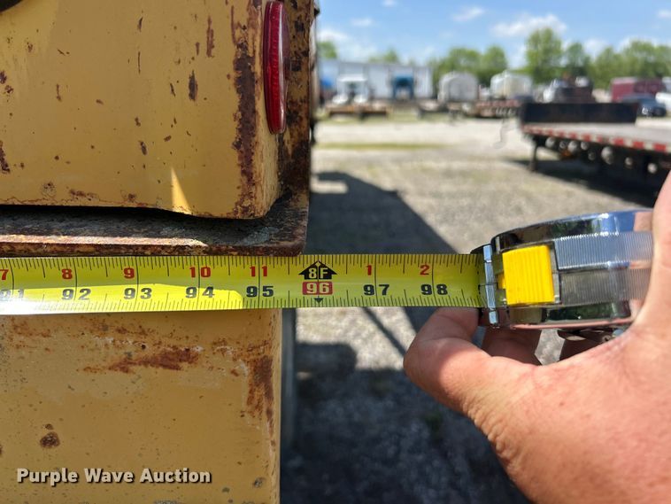 image for item FC2530 1992 Load King 1827-X bottom dump trailer