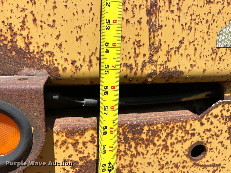 image for item FC2530 1992 Load King 1827-X bottom dump trailer