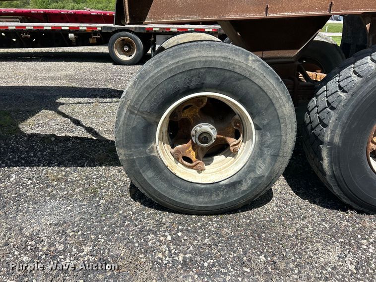 image for item FC2530 1992 Load King 1827-X bottom dump trailer