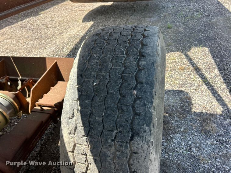 image for item FC2530 1992 Load King 1827-X bottom dump trailer