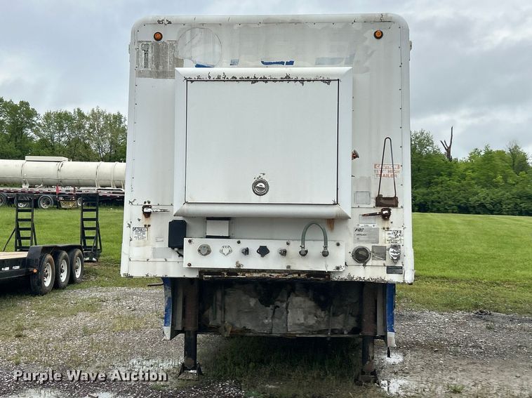 image for item FC2561 1999 Hackney & Sons, Inc. delivery trailer