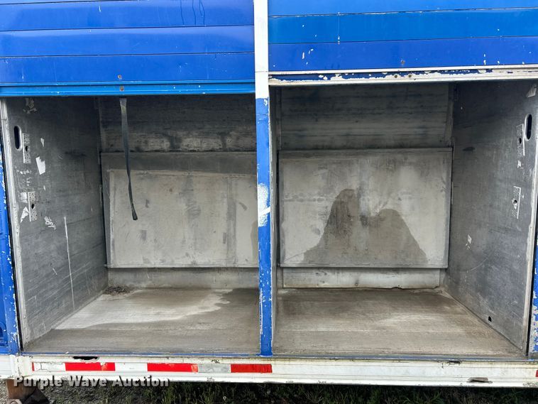 image for item FC2561 1999 Hackney & Sons, Inc. delivery trailer