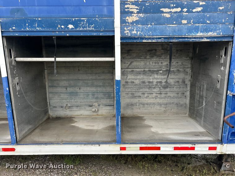 image for item FC2561 1999 Hackney & Sons, Inc. delivery trailer