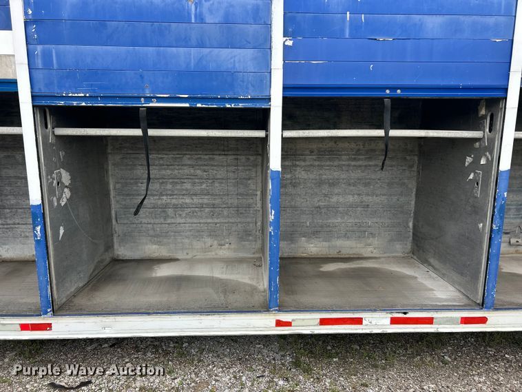 image for item FC2561 1999 Hackney & Sons, Inc. delivery trailer