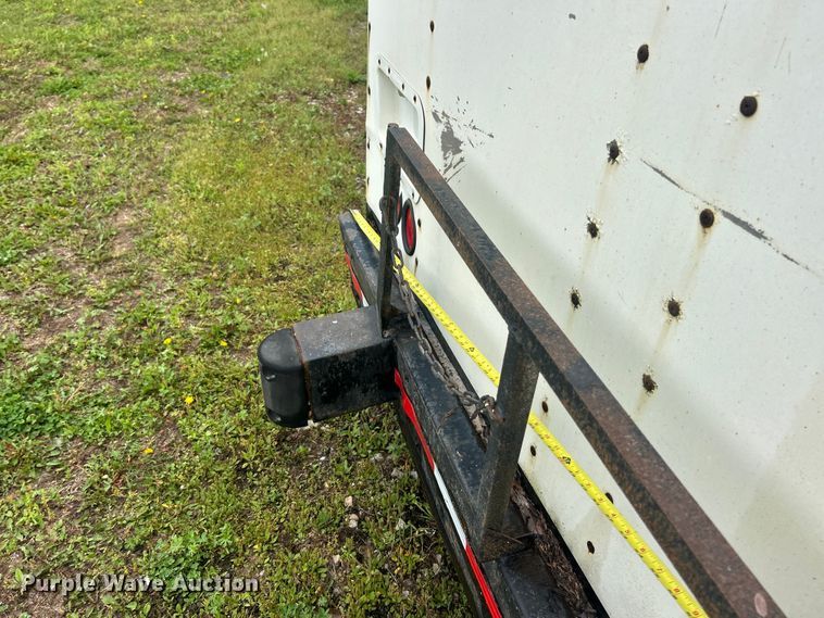 image for item FC2561 1999 Hackney & Sons, Inc. delivery trailer
