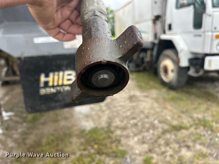 image for item FC2563 2005 Hilbilt 2426FLXPA end dump trailer