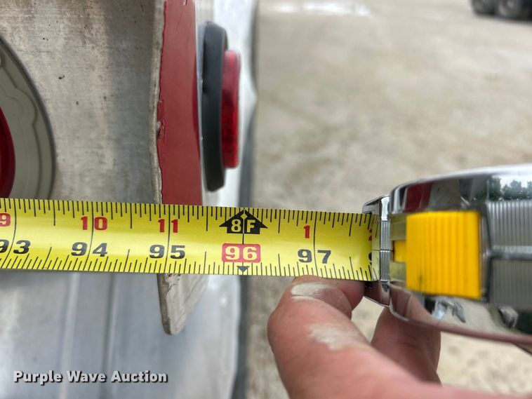 image for item FC2659 2008 Heil pneumatic dry bulk trailer