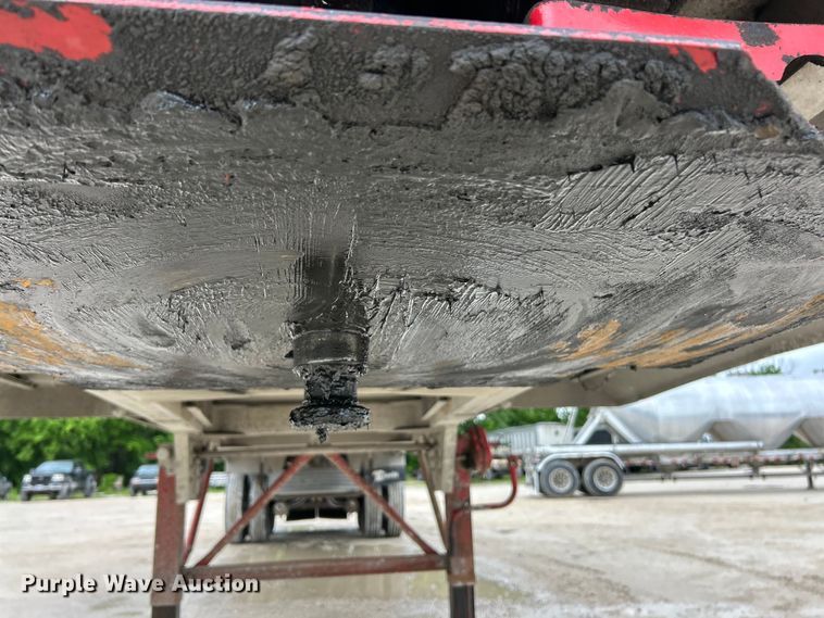 image for item FC2660 2004 Travis T/90 end dump trailer