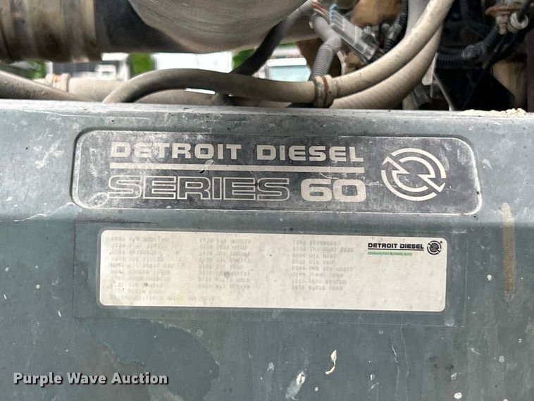 image for item FC2661 2014 Western Star 4900 semi truck