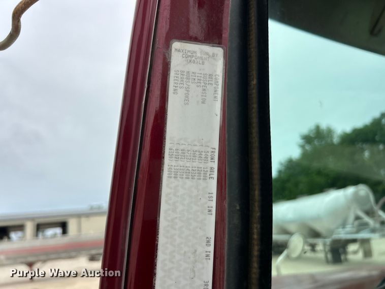 image for item FC2661 2014 Western Star 4900 semi truck