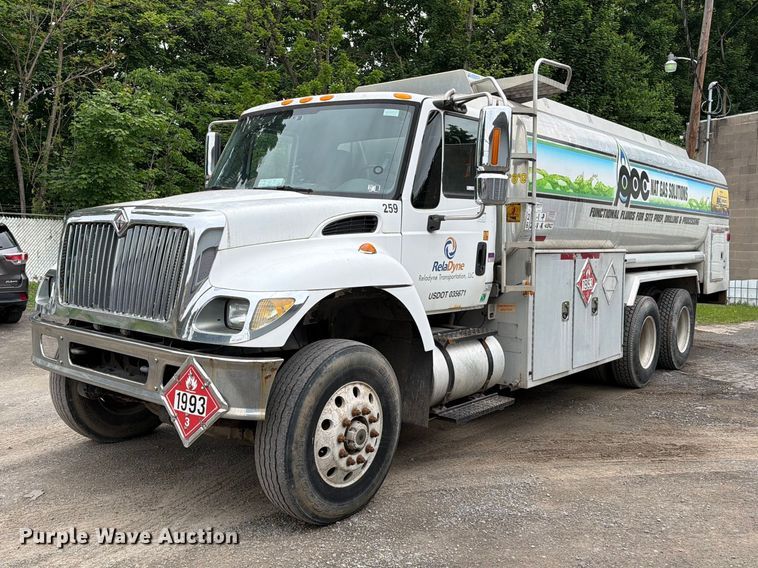 image for item FC3100 2006 International 7500 fuel truck