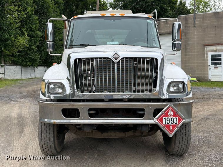image for item FC3100 2006 International 7500 fuel truck