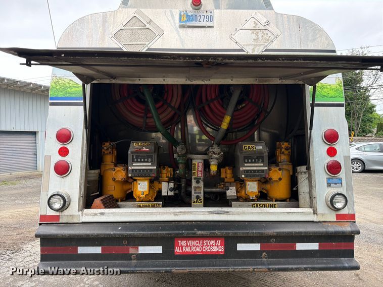 image for item FC3100 2006 International 7500 fuel truck