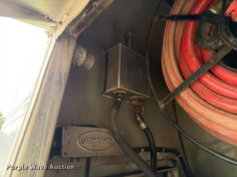 image for item FC3100 2006 International 7500 fuel truck