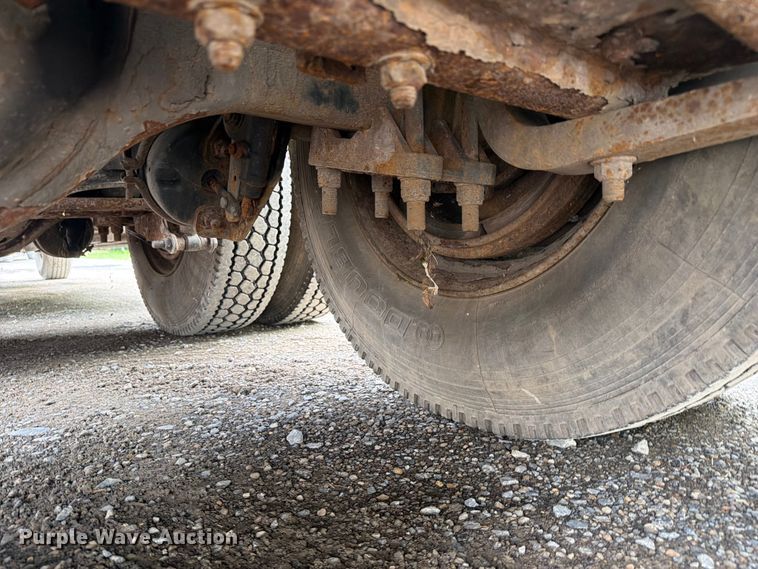 image for item FC3100 2006 International 7500 fuel truck