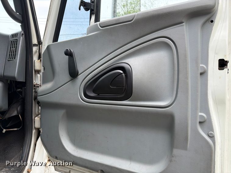 image for item FC3100 2006 International 7500 fuel truck